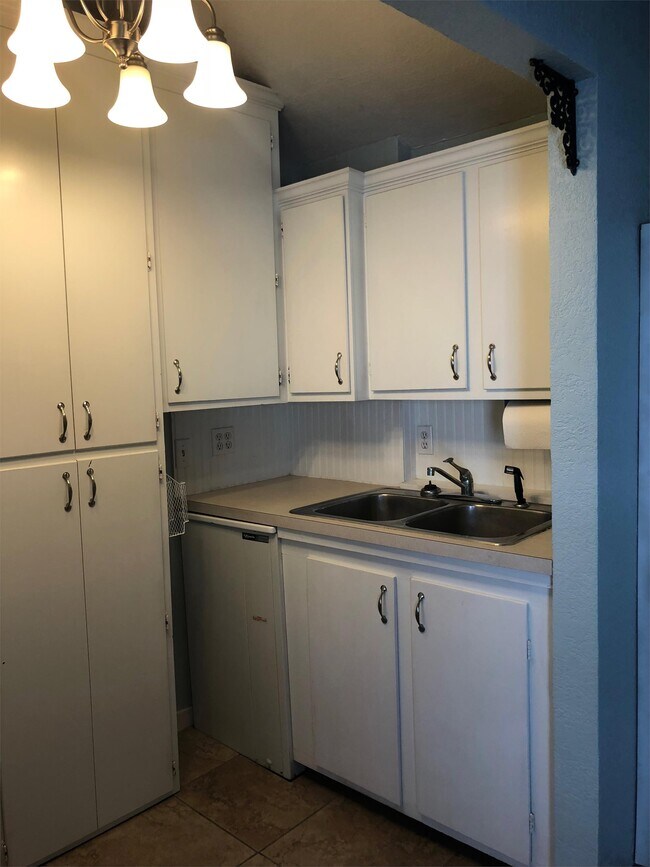 Foto del edificio - 907 Sunset Terrace