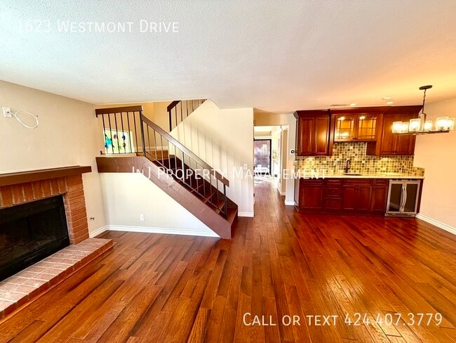 Foto del edificio - 1623 Westmont Dr
