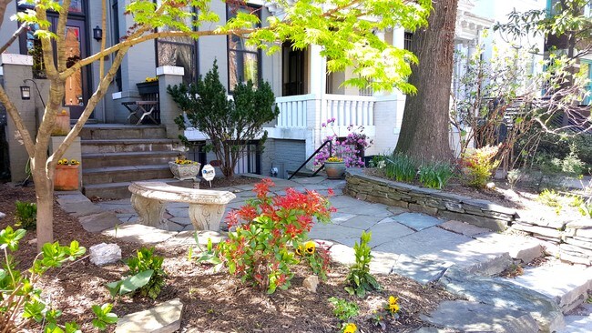 front terrace in front of the apartment - 1938 Calvert St NW
