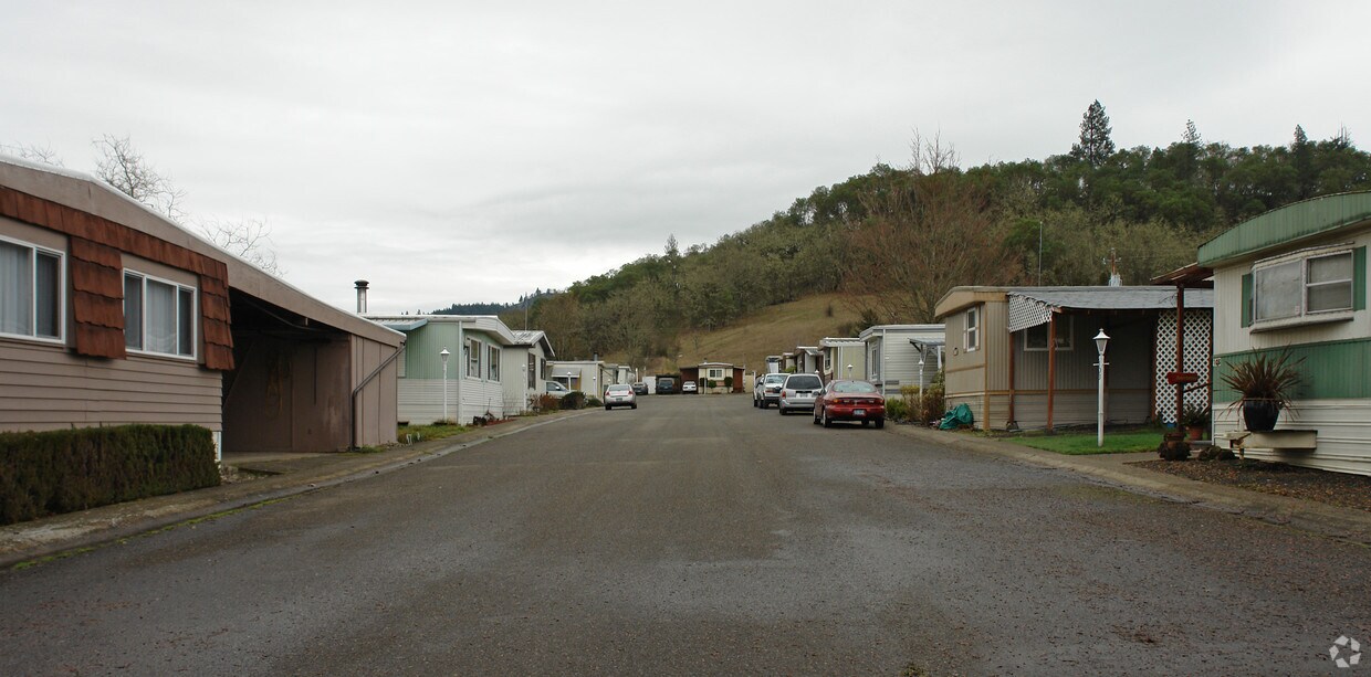 Primary Photo - Brookside Mobile Manor