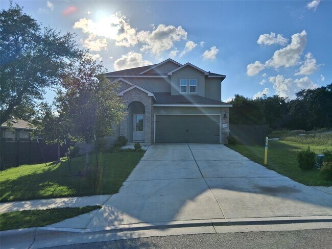 Building Photo - 2121 Golden Grain Ln
