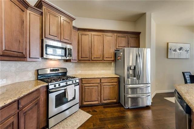 Building Photo - 6477 Naples Dr