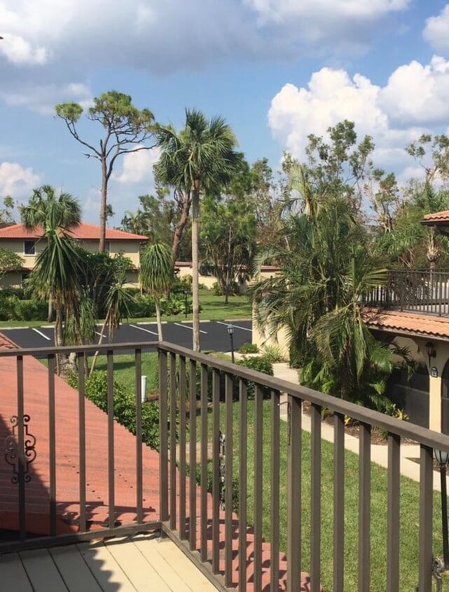 Photo - 27911 Hacienda East Blvd