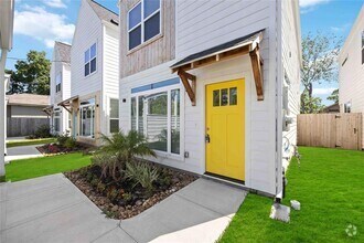 Building Photo - 8016 Willow St
