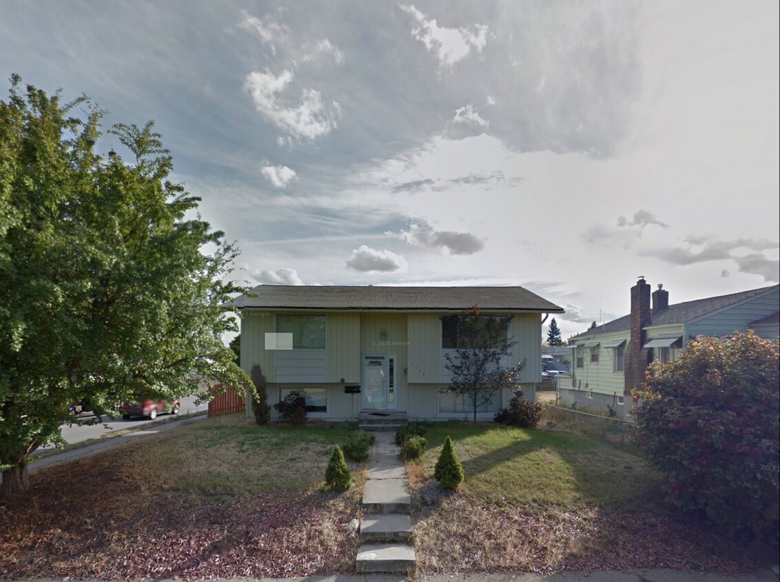 3528 E 30th Ave, Spokane, WA 99223 House Rental in Spokane, WA