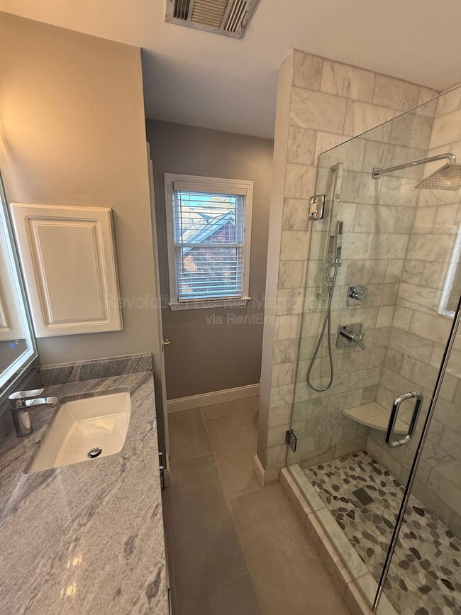 Photo - 1410 Bittercress Ct House