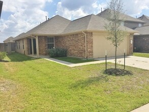 Building Photo - 5826 Long Arbor Ln