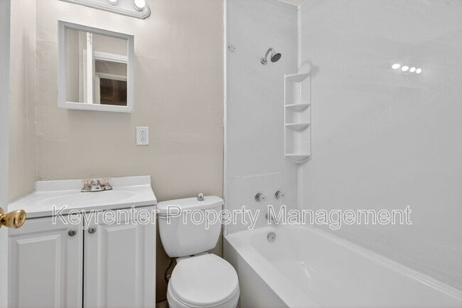 Building Photo - 10115 Saffron Dr