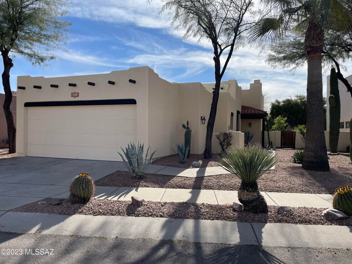 Foto principal - 11865 N Copper Butte Dr