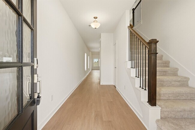 Foto del edificio - 32503 Midsummer Dr
