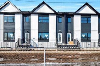 Building Photo - 9703 174 St NW