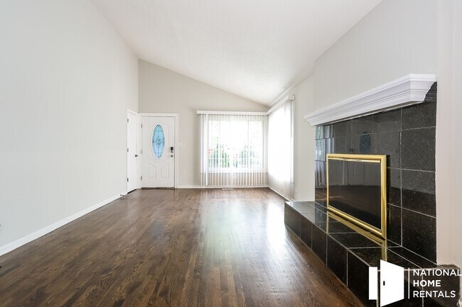Foto del edificio - 620 W Terrace St