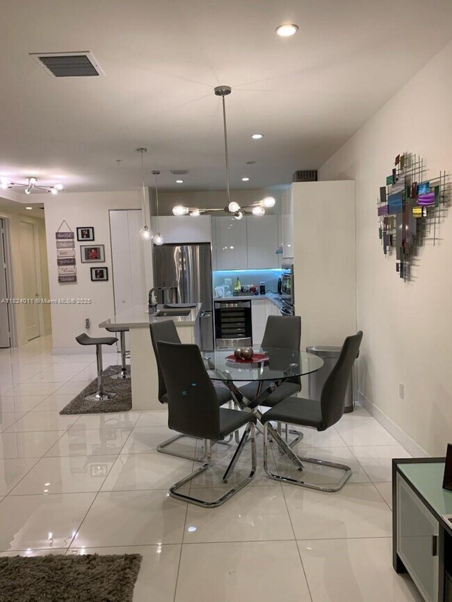 Foto del edificio - 10220 NW 63rd Terrace