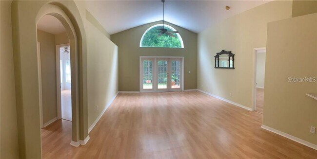 Building Photo - 29703 Birds Eye Dr