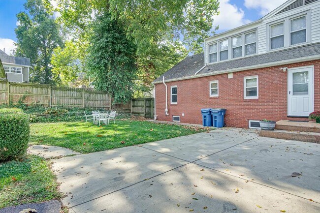 Foto del edificio - 1603 Jersey St