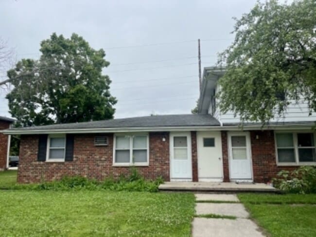 Building Photo - 523 Spinnaker Ln