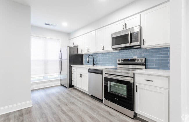 Interior Photo - Claridge Court Apartments Interior Photo - Claridge Court Apartments
