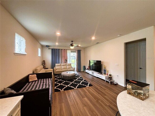 Foto del edificio - 12444 Golden Sage Dr