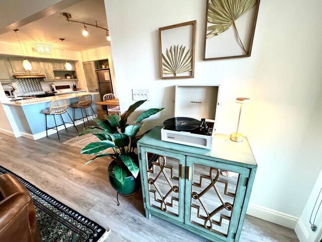 Foto del edificio - 1621 Live Oak Park