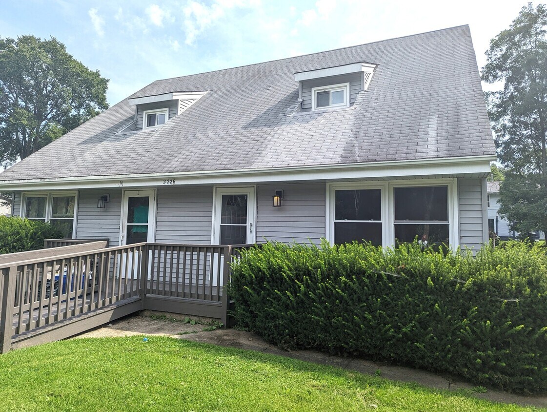 2226 Wentworth Ave, Rockford, IL 61108 House Rental in Rockford, IL