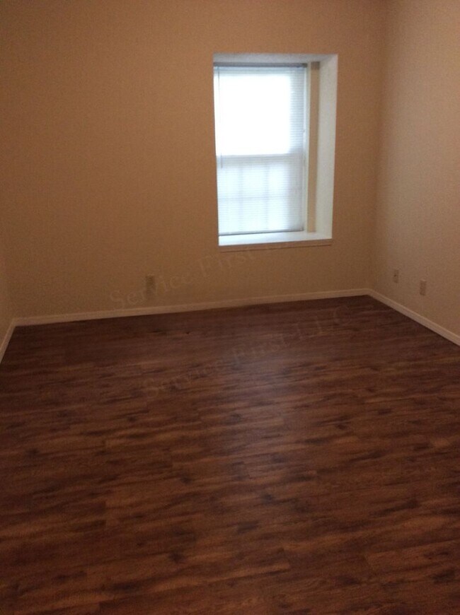 Building Photo - Buffalo Apartments (Bison Terrace)