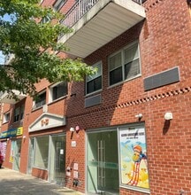 Building Photo - 71-33 162nd St