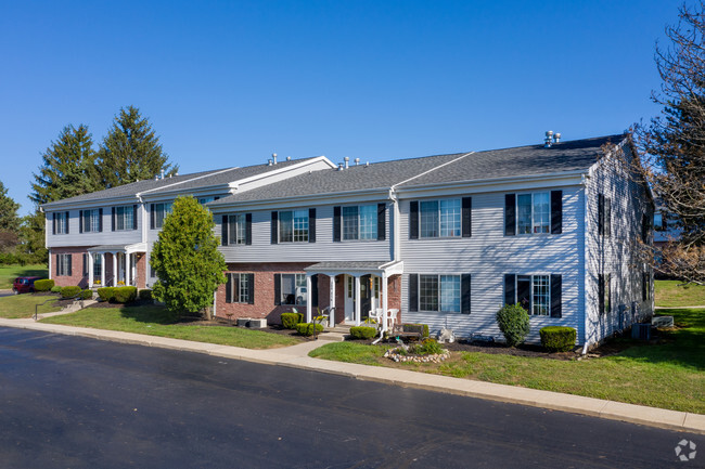 Foto del edificio - Carriage House Apartments & Townhomes