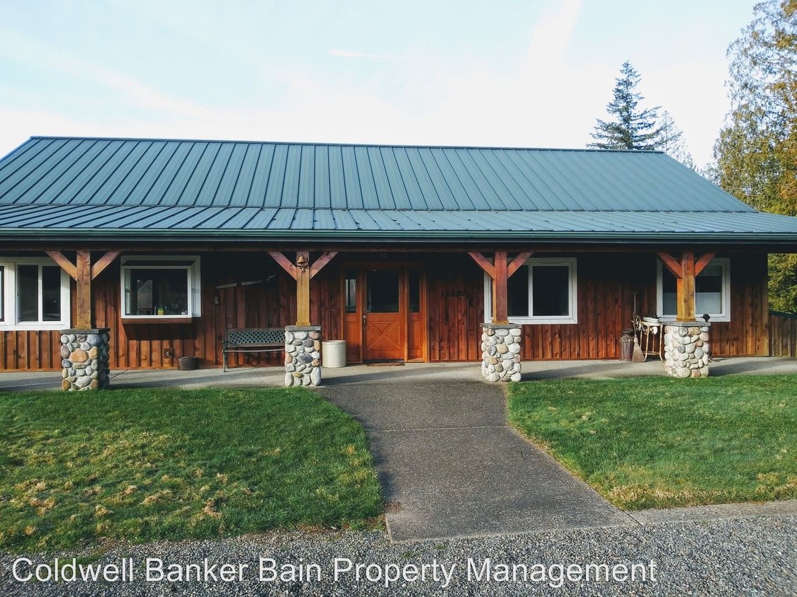 Primary Photo - 3 br, 2.5 bath House - 28004 Kunde Rd.