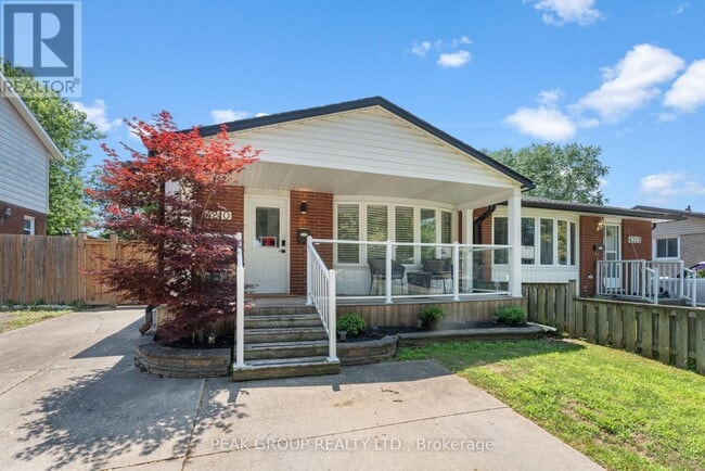 Building Photo - 4210 Briarwood Ave