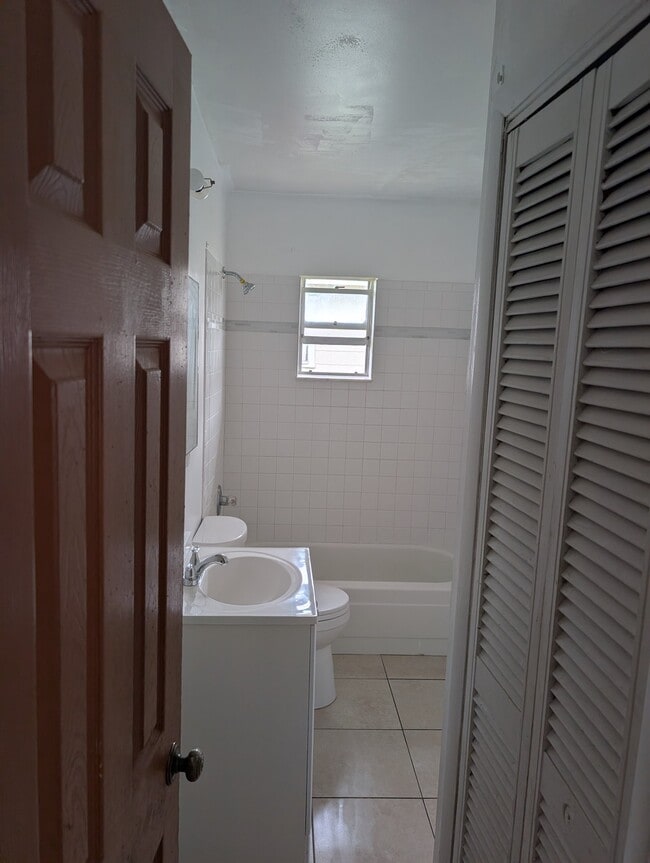 Photo - 1708 E 29th Ave (Tampa, FL) House