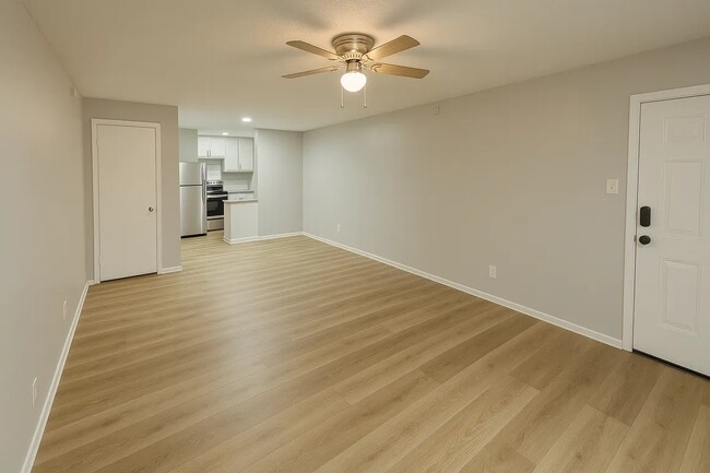 Foto del edificio - 3314 N MacGregor Way