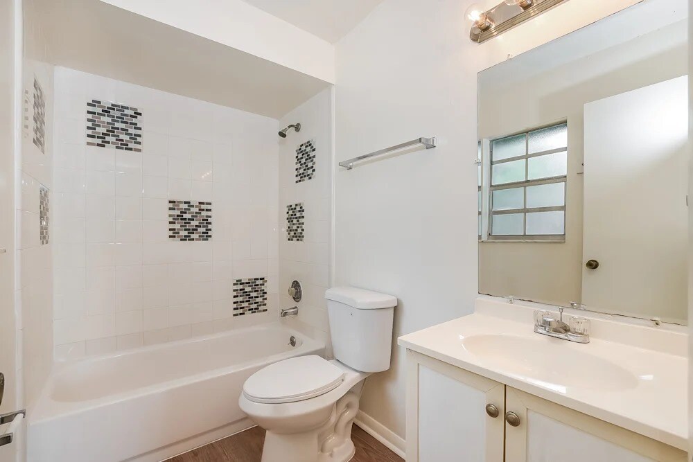 Foto principal - 1347 Palo Alto Ct