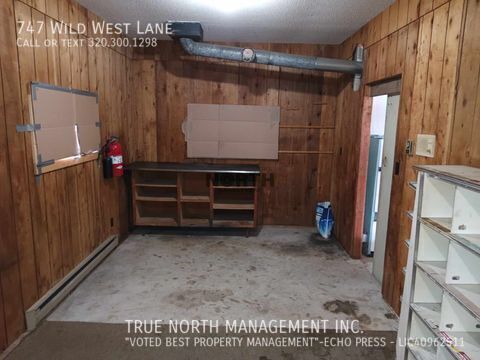 Building Photo - 747 Wild W Ln SW