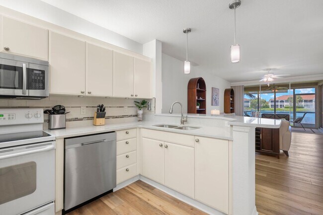 Foto del edificio - 23821 Marbella Bay Rd