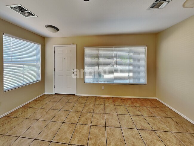 Building Photo - 8211 W Mohave St