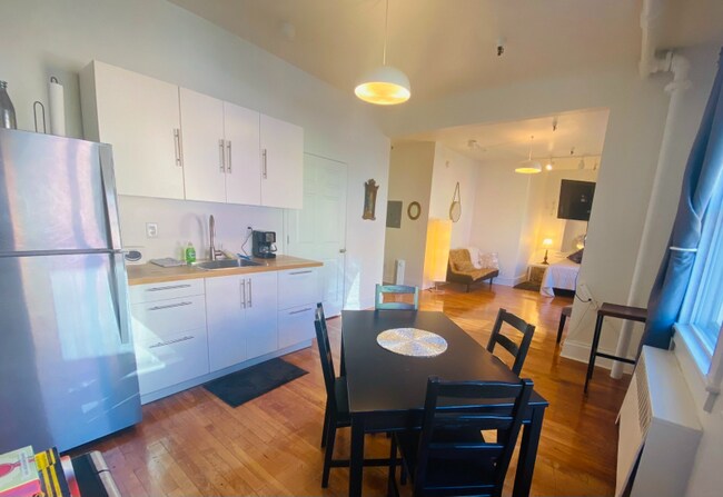 Foto del edificio - 118 2nd St SW