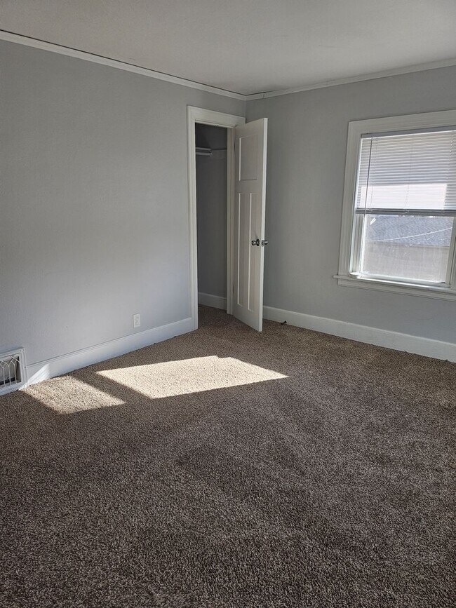 Foto del edificio - 2601/2603 E Walnut Street