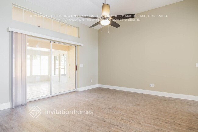 Foto del edificio - 3457 Woodley Park Pl