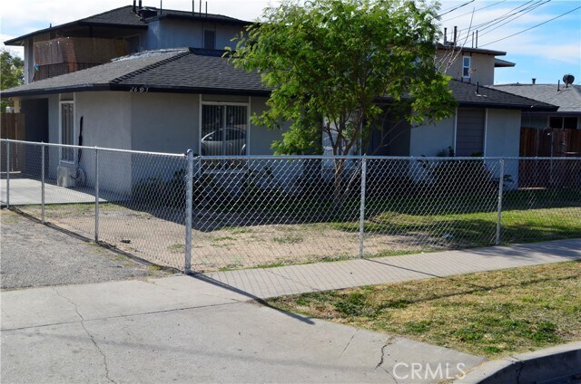 Foto del edificio - 26853 E 9th St