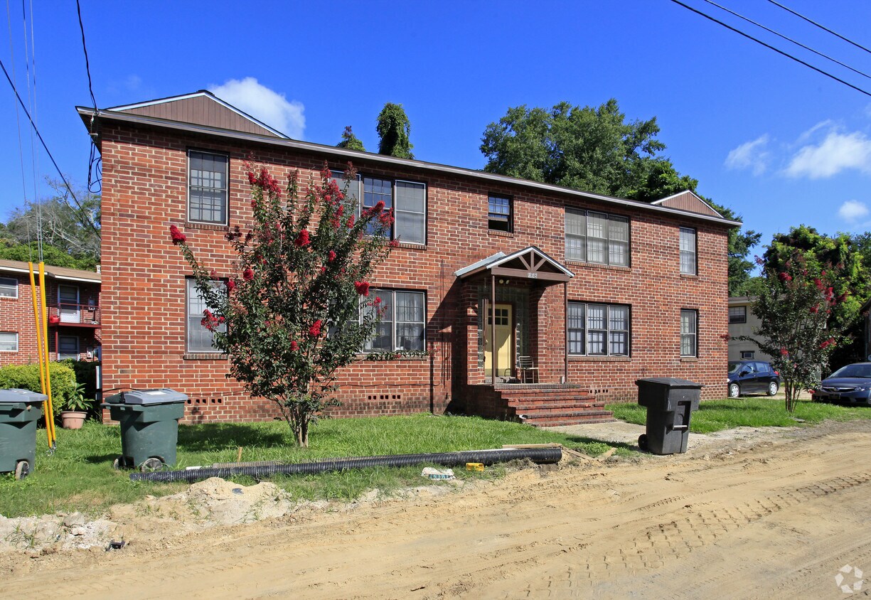 Foto del edificio - 122 S Franklin Blvd