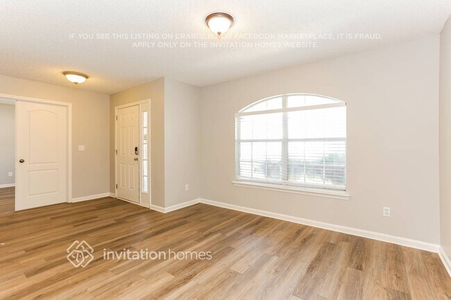 Foto del edificio - 14079 Crestwick Dr W