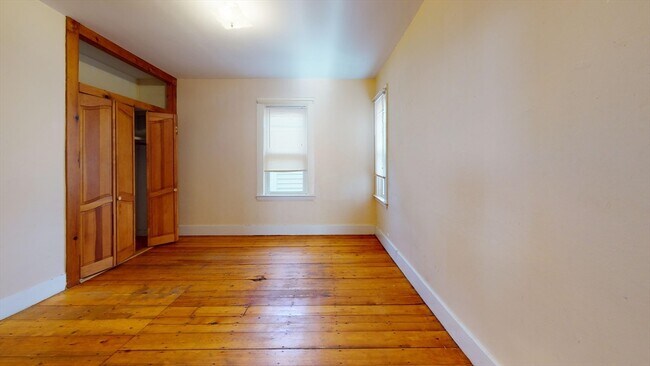 Foto del edificio - 192 Hillside St