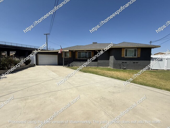Building Photo - Nice House For Rent