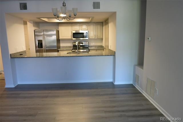 Foto del edificio - 23642 Pondview Pl