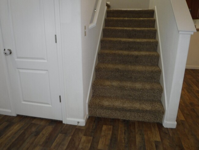 Foto del edificio - 1257 Kensington Dr