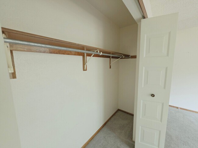 Foto del edificio - 14333 E Warren Pl
