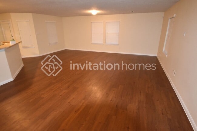 Building Photo - 12047 Jillian Crossing Dr