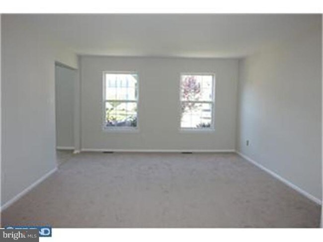 Building Photo - 52 Fox Hollow Ln