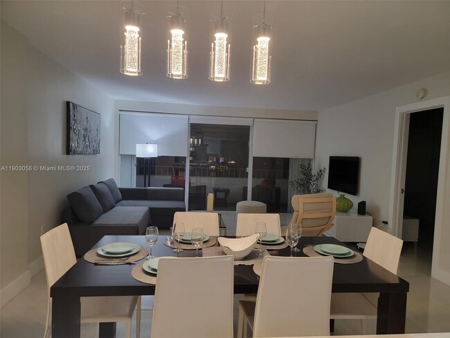 Foto del edificio - 155 Ocean Ln Dr