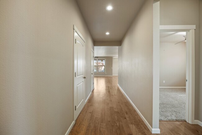 Foto del edificio - 4609 Junco St